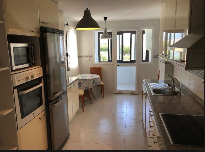 Image No.6-3 Bed Apartment for sale