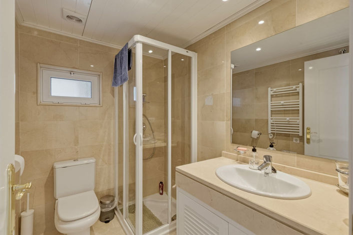 Image No.11-3 Bed Apartment for sale