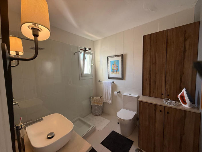 Image No.10-1 Bed Townhouse for sale