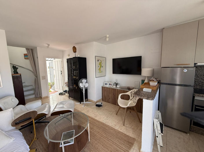 Image No.4-1 Bed Townhouse for sale