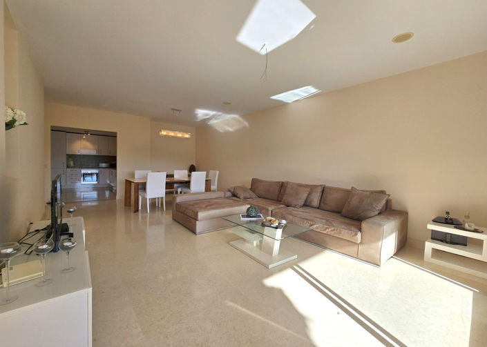 Image No.18-2 Bed Apartment for sale