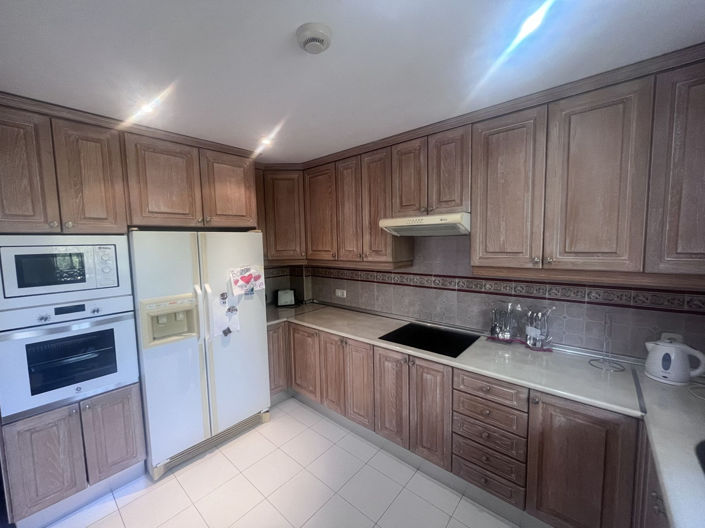 Image No.31-3 Bed Apartment for sale