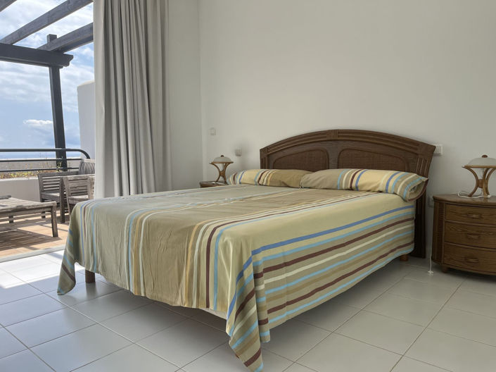 Image No.55-3 Bed Apartment for sale
