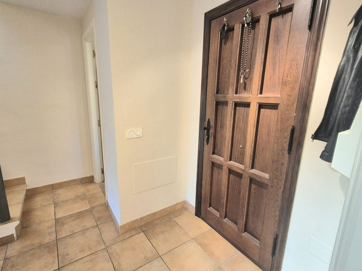 Image No.16-3 Bed Townhouse for sale