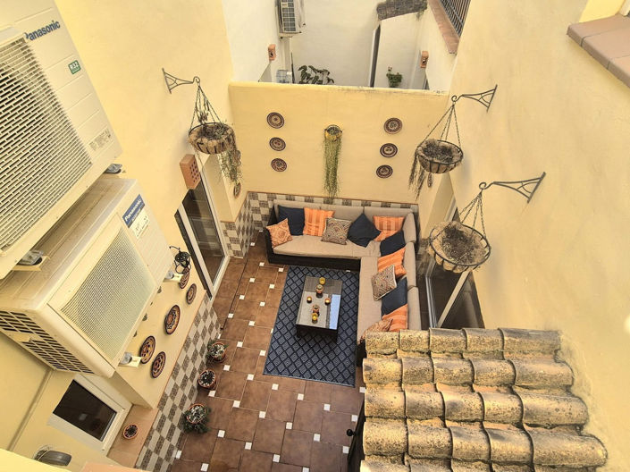 Image No.23-3 Bed Townhouse for sale