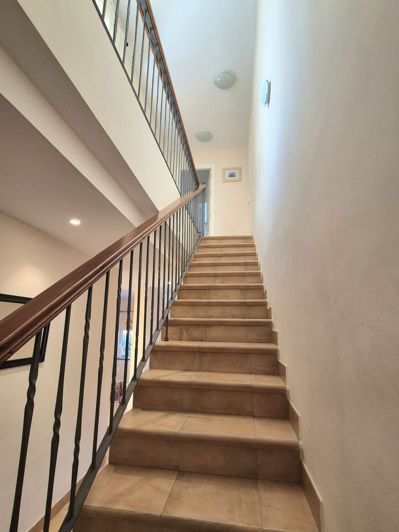 Image No.24-3 Bed Townhouse for sale