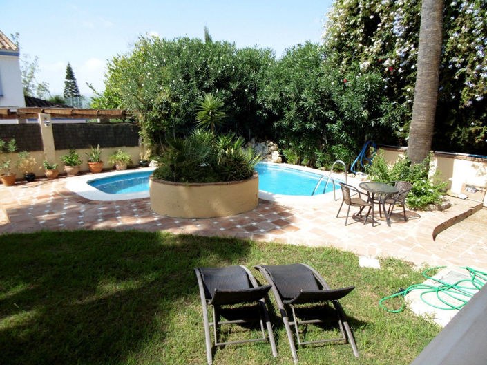Image No.14-4 Bed Semi-Detached for sale