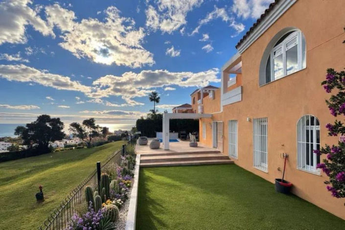 Image No.2-4 Bed Apartment for sale