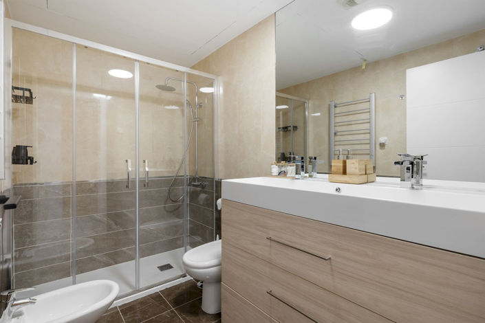 Image No.27-3 Bed Apartment for sale