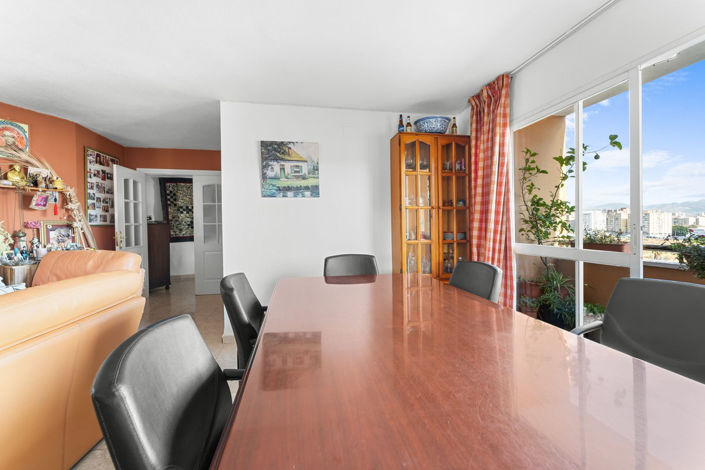 Image No.17-5 Bed Apartment for sale