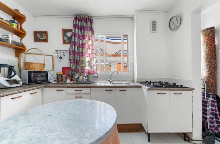 Image No.25-5 Bed Apartment for sale