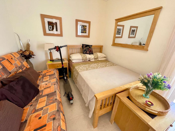 Image No.10-3 Bed Apartment for sale