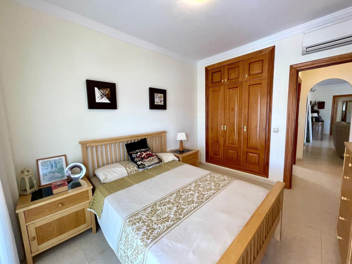 Image No.9-3 Bed Apartment for sale
