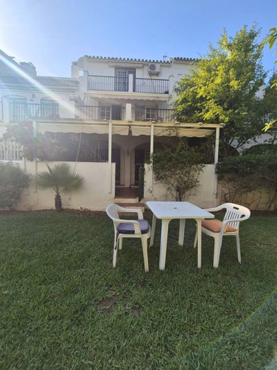 Image No.14-5 Bed Townhouse for sale