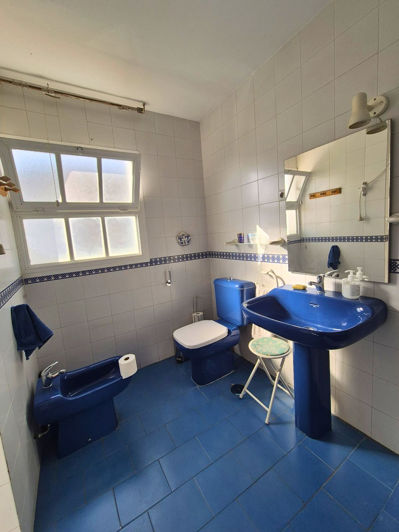 Image No.20-5 Bed Townhouse for sale