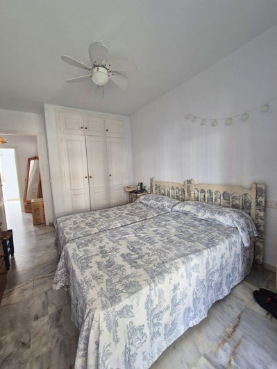 Image No.22-5 Bed Townhouse for sale