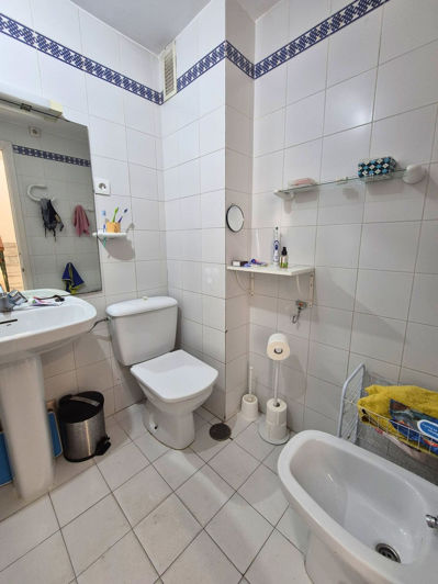 Image No.28-5 Bed Townhouse for sale