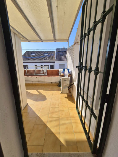 Image No.41-5 Bed Townhouse for sale