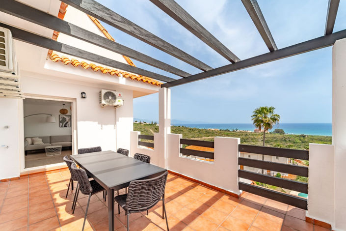 Image No.15-3 Bed Apartment for sale