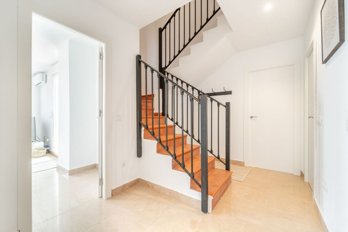 Image No.35-3 Bed Apartment for sale