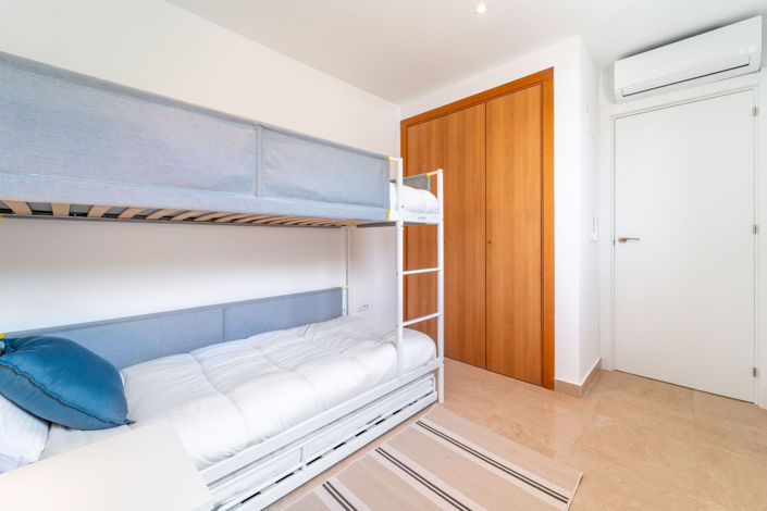 Image No.38-3 Bed Apartment for sale