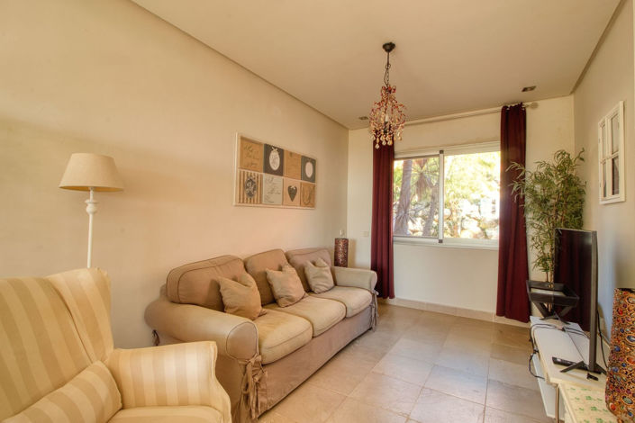 Image No.14-4 Bed Townhouse for sale