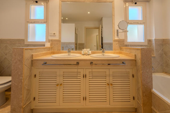 Image No.16-3 Bed Apartment for sale