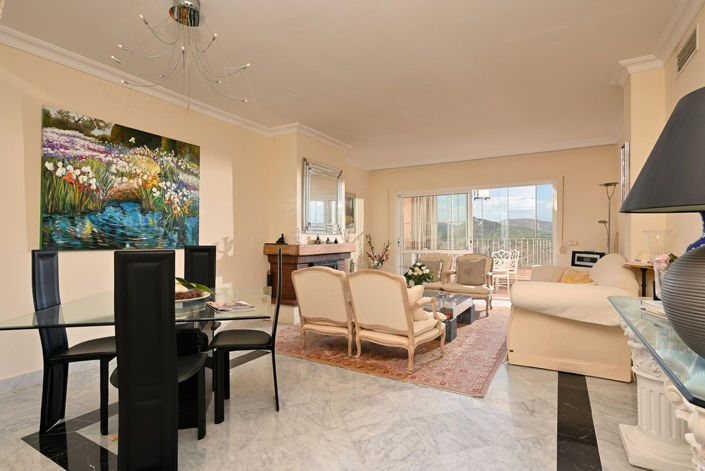 Image No.24-3 Bed Apartment for sale