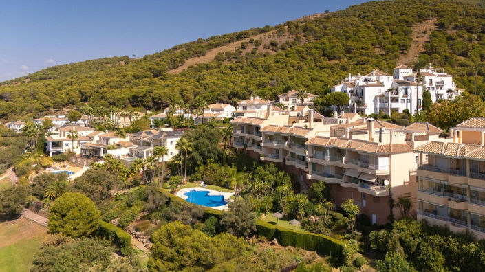 Image No.27-3 Bed Apartment for sale