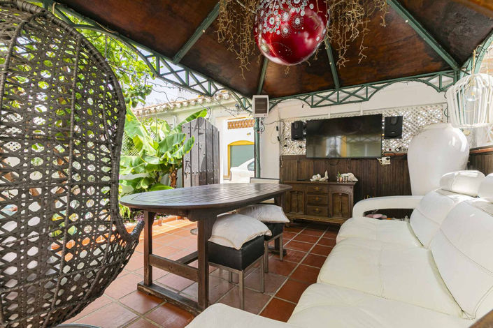 Image No.18-4 Bed Townhouse for sale
