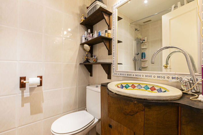 Image No.26-4 Bed Townhouse for sale