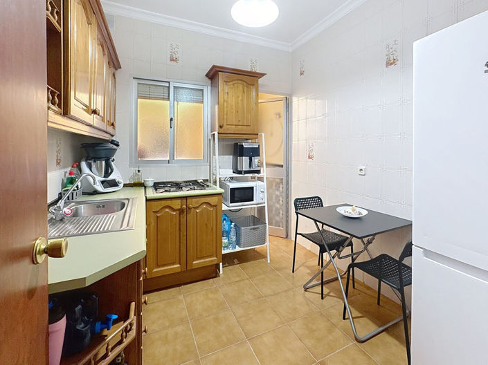 Image No.12-5 Bed Semi-Detached for sale