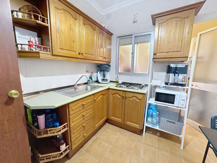 Image No.13-5 Bed Semi-Detached for sale