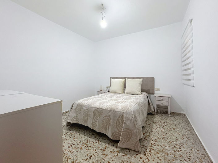 Image No.24-5 Bed Semi-Detached for sale