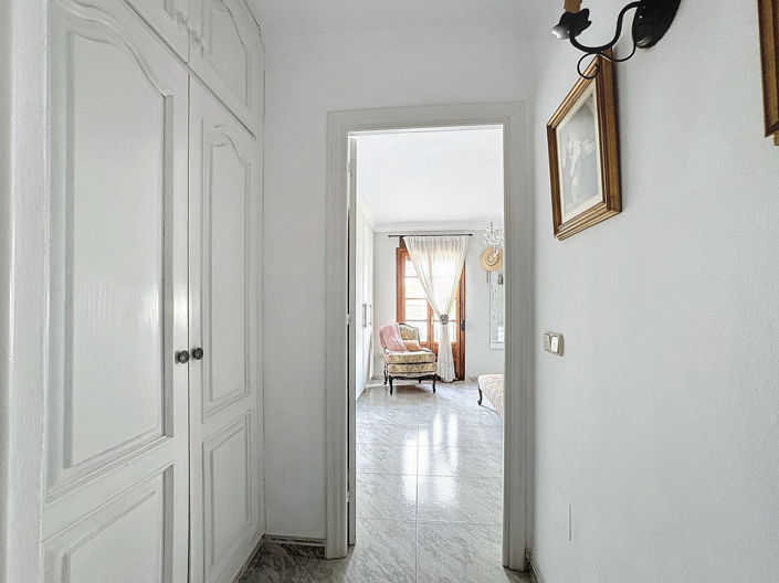 Image No.29-5 Bed Semi-Detached for sale
