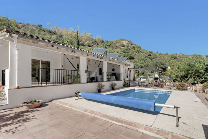 Image No.20-3 Bed Finca for sale