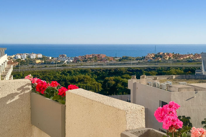 Image No.24-3 Bed Apartment for sale
