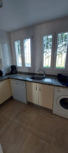 Image No.21-3 Bed Apartment for sale