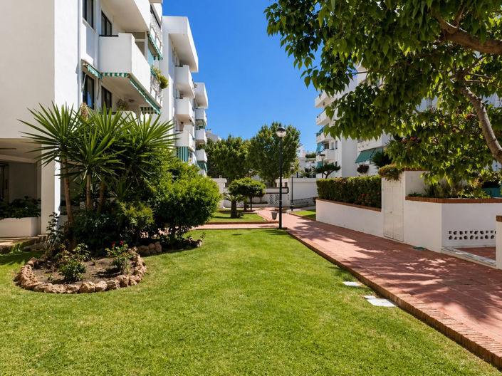 Image No.29-4 Bed Apartment for sale