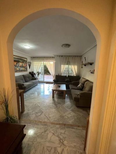 Image No.18-3 Bed Apartment for sale