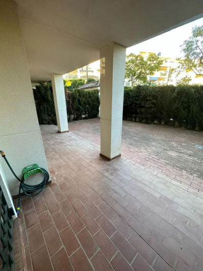 Image No.20-3 Bed Apartment for sale