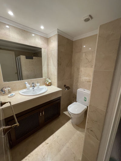 Image No.18-4 Bed Townhouse for sale