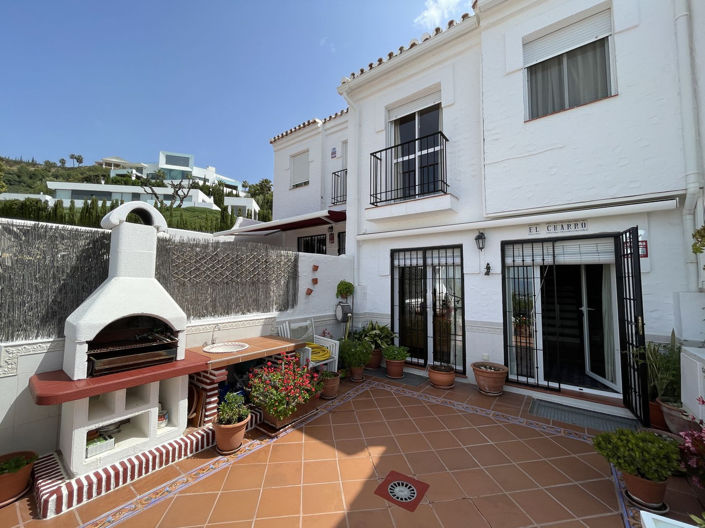 Image No.29-4 Bed Townhouse for sale