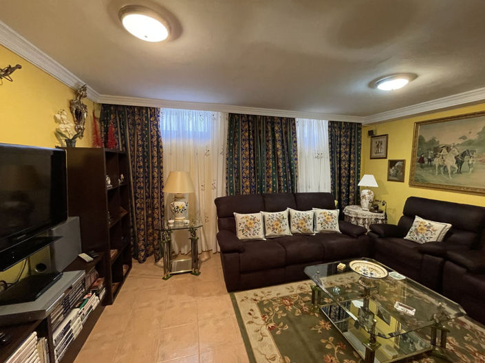 Image No.7-4 Bed Townhouse for sale