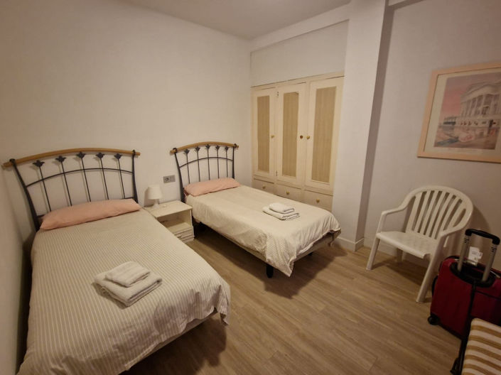 Image No.18-2 Bed Apartment for sale