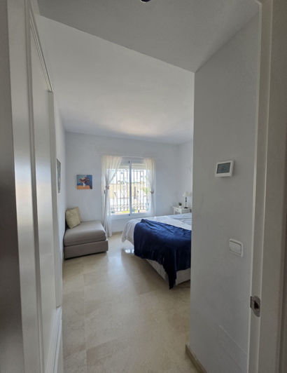 Image No.28-5 Bed Townhouse for sale