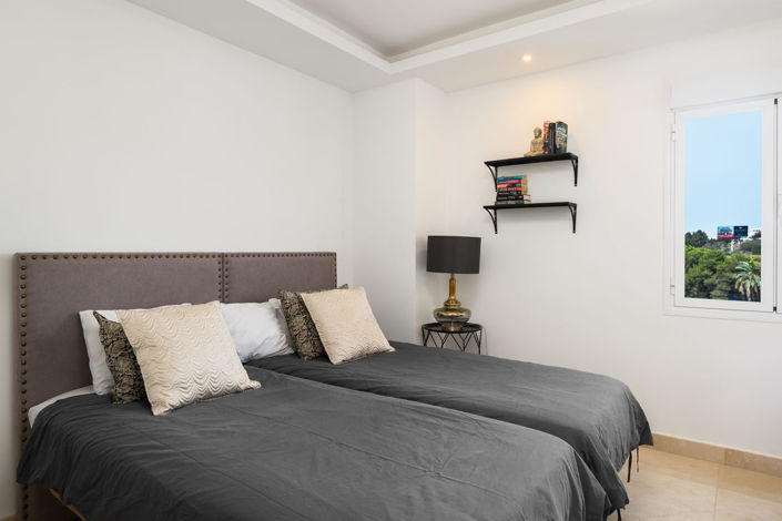 Image No.13-2 Bed Apartment for sale