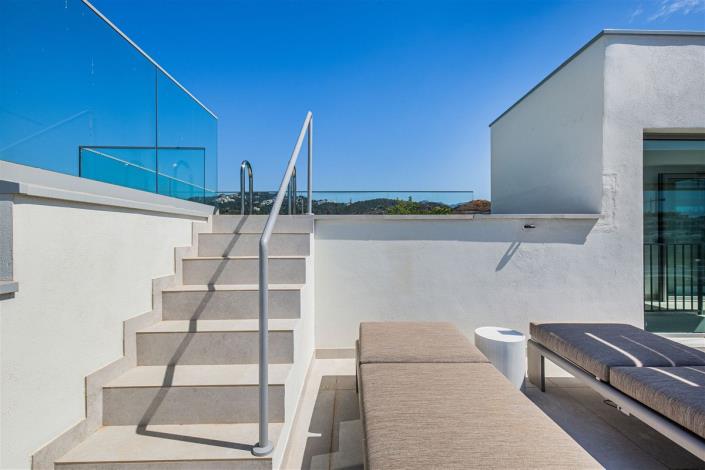Image No.22-3 Bed Penthouse for sale