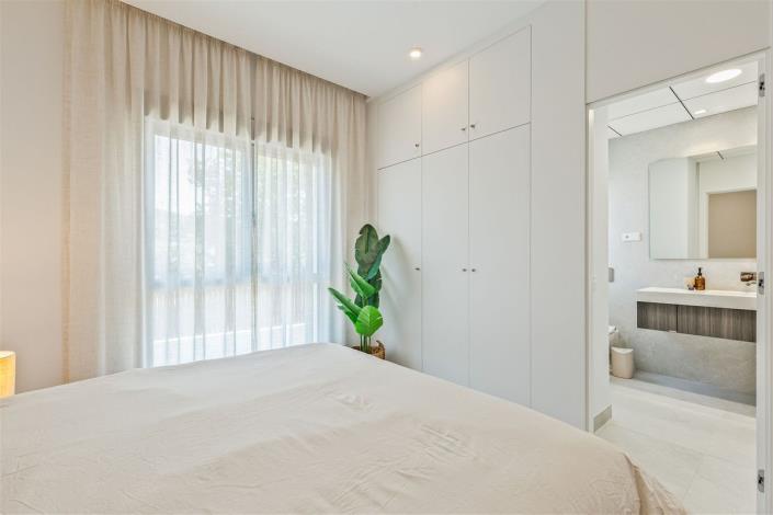 Image No.36-3 Bed Penthouse for sale
