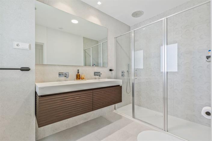 Image No.40-3 Bed Penthouse for sale